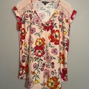 Express Pink Floral V-Neck Cap Sleeve Top MEDIUM EUC
